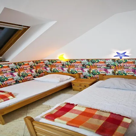 In With A Garden Apartment *